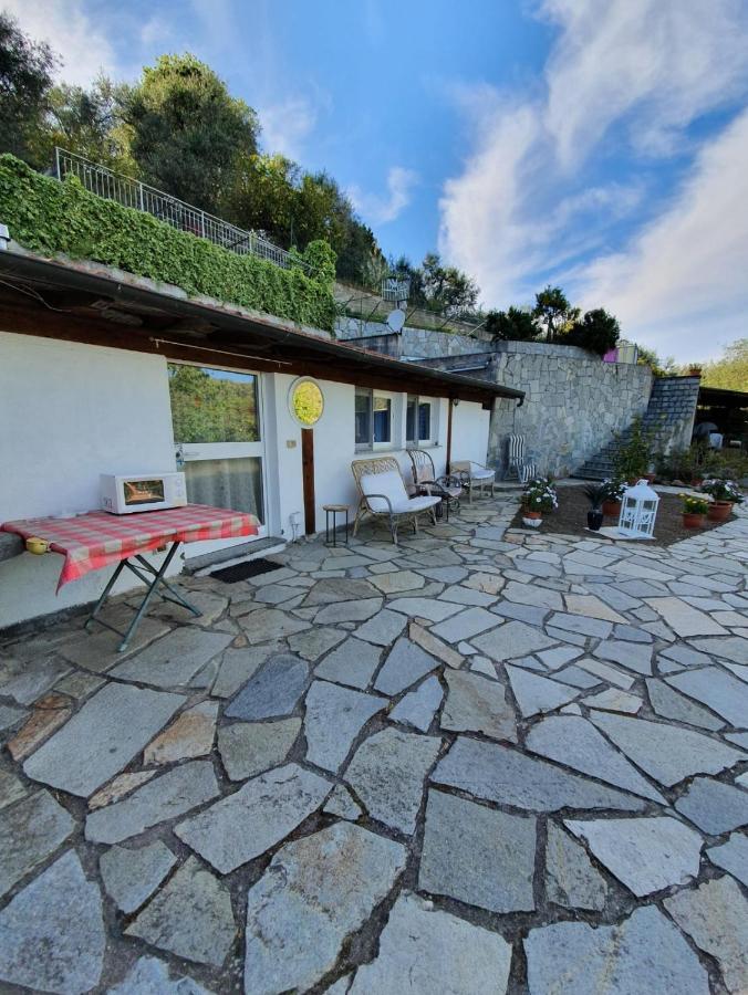 Casa Intera Indipendente Con Giardino Privato Villa Imperia Eksteriør billede